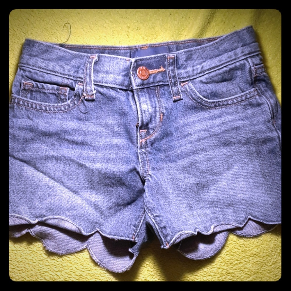 Girls Jean shorts with unique hem